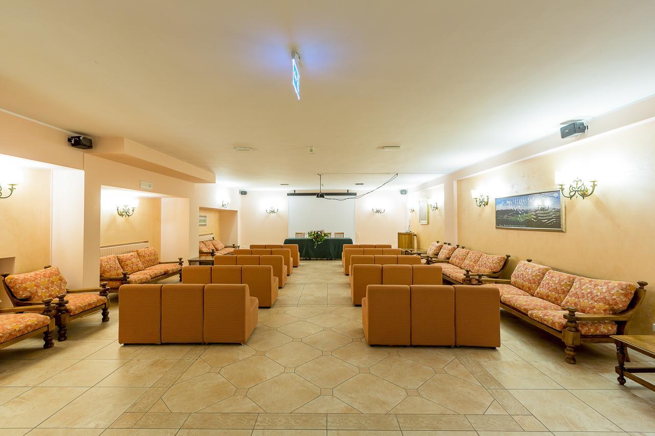 Hotel Trieste Roccaraso Εξωτερικό φωτογραφία